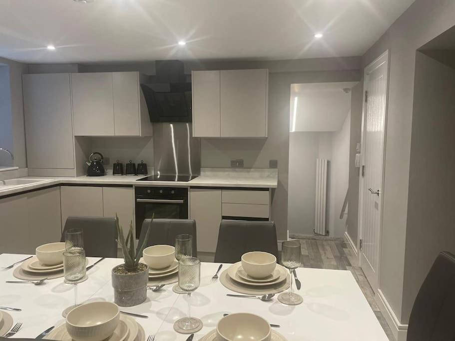 Rivendell Modern 2 Bedroom Apartment In St Peters Village Sleeps 6 Broadstairs Luaran gambar