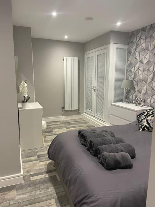 Rivendell Modern 2 Bedroom Apartment In St Peters Village Sleeps 6 Broadstairs Luaran gambar